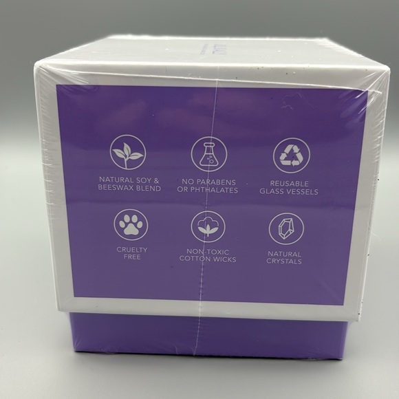 Jill & Ally 14 oz Crystal Manifestation Candle “Peace & Quiet” morning primrose - Picture 3 of 5